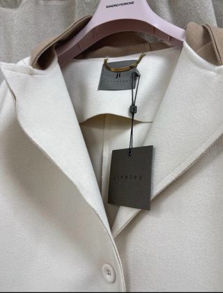 Cappotto Beige e Marrone con Cappuccio