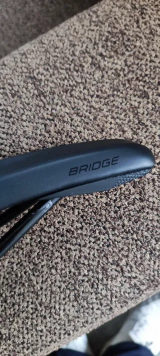 Sillín Specialized Bridge Negro