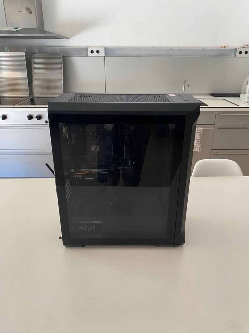 PC Gaming Hummer Ryzen 7 3700X GTX 1650 afbeelding 3