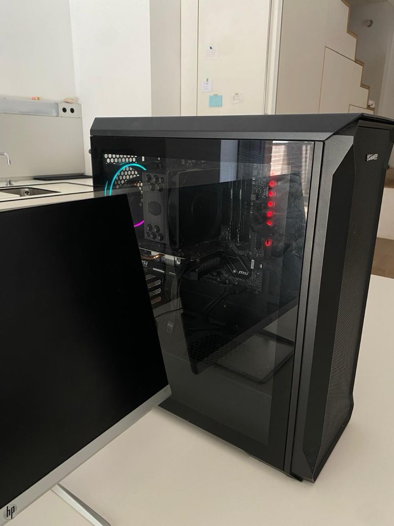 PC Gaming Hummer Ryzen 7 3700X GTX 1650 afbeelding 2