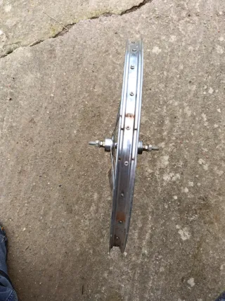 Llanta Trasera 20x1 3/8 nueva