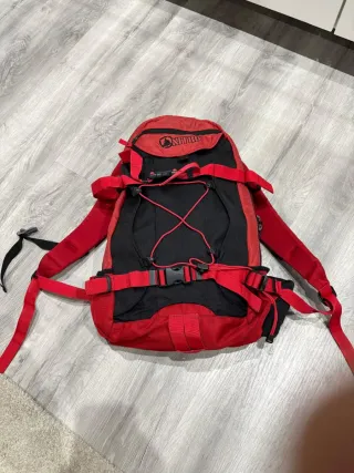 Mochila Nitro Roja y Negra