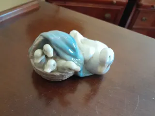 Lladró Pata con cesta de patitos