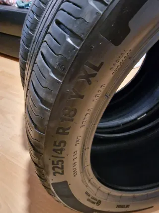 2 Neumáticos Continental 225 45 18 XL 95Y
