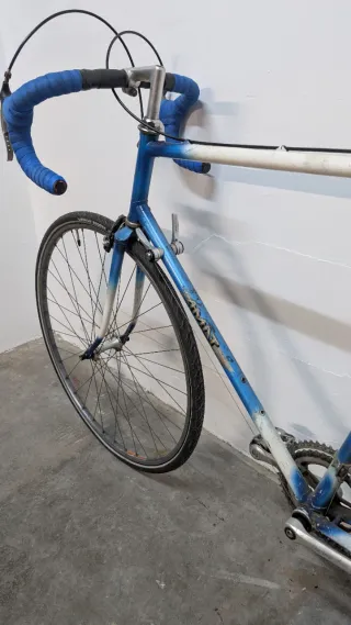 Bicicleta carretera clásica AMAT