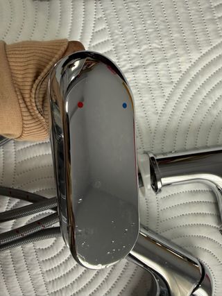 Grifo de cocina nuevo baño lo que sea 20 € cada