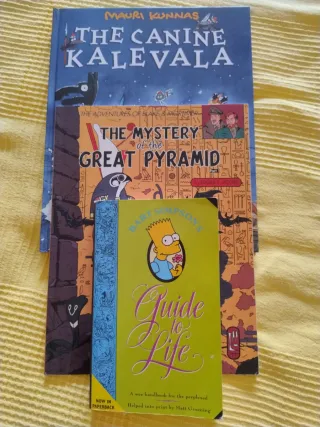 Varios libros comics  Simpson.Asterix, Mortadelo..