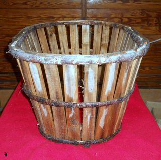 Antigua Canasta de Madera PARA FRUTA Y VERDURAS