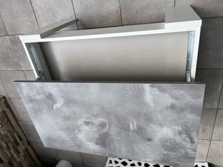 Mesa de centro moderna gris, blanca y beige