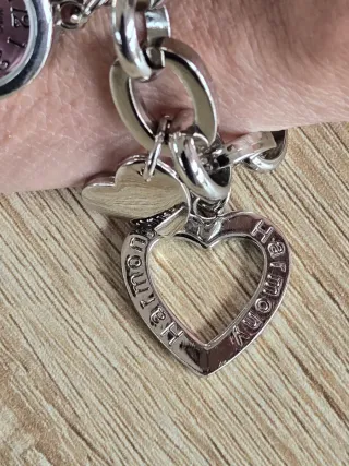 Pulsera con charms y reloj mujer