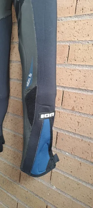 Neopreno surf ION Quantum 4/3 talla M hombre