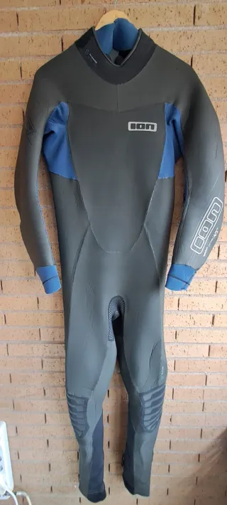 Neopreno surf ION Quantum 4/3 talla M hombre