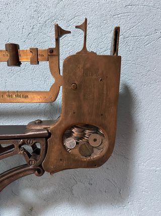 Báscula antigua de farmacia