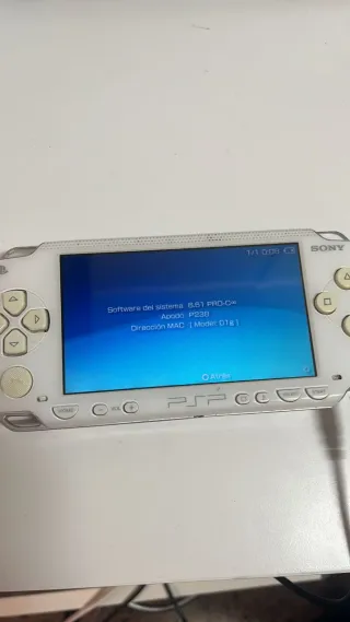 PSP 1004 Blanca Liberada con Juegos