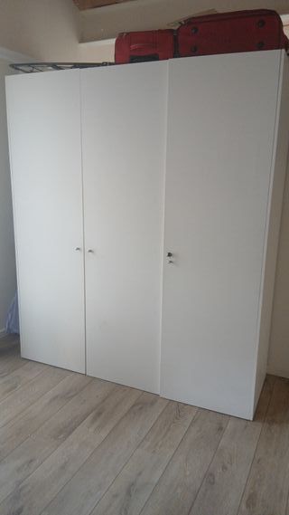 Armario en ruedas con separador 220x190x67