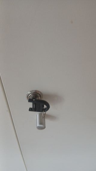 Armario en ruedas con separador 220x190x67