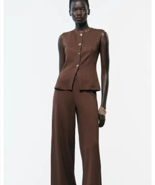 Chaleco Zara Botones Dorados Talla S