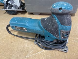 Caladora Makita 4351FCT