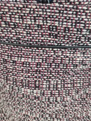 Falda Hugo Boss Negra y Roja