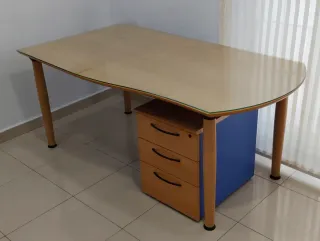 Escritorio madera y cristal con cajonera