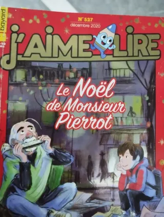 Lote de 5 revistas “J’aime Lire”