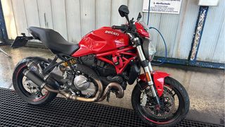 Ducati Monster 821 Roja - Moto Naked