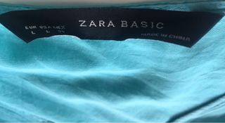 Blusa azul sin mangas