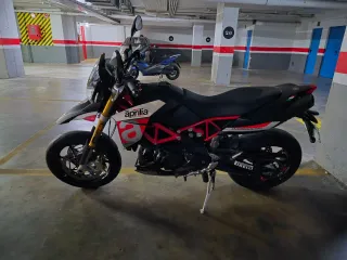 Aprilia Dorsoduro 900 2019