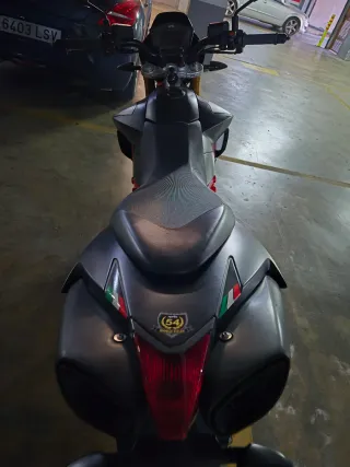 Aprilia Dorsoduro 900 2019