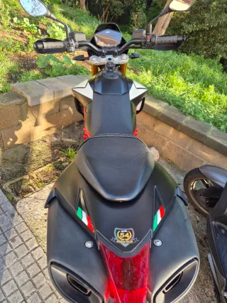 Aprilia Dorsoduro 900 2019