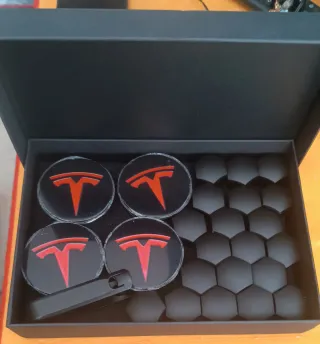 Tapacubos Coche Tesla (Set 4 + Válvulas)