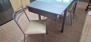 Mesa de cocina cristal y metal