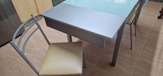 Mesa de cocina cristal y metal