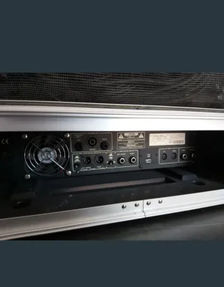 Markbass Multiamp S con valigia e pedale