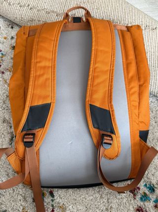 Mochila Pepe Jeans Naranja y Negra
