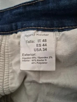 Pantalón tejano moto