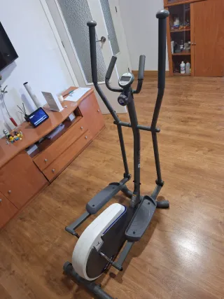 Elíptica Domyos gris y blanca como nueva