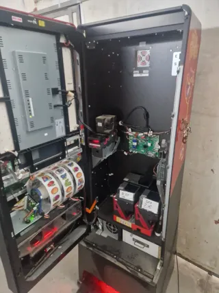 Máquina Tragaperras On The Rocks