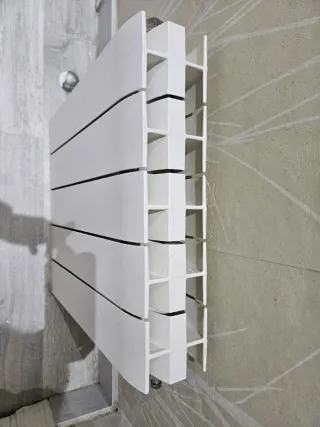 Radiador de agua blanco