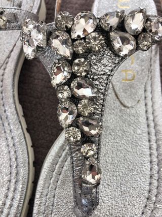 Sandalias-Joya de Unisa. Talla 36