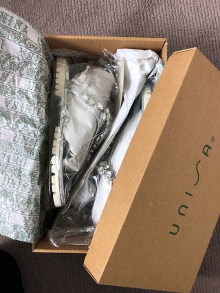 Sandalias-Joya de Unisa. Talla 36