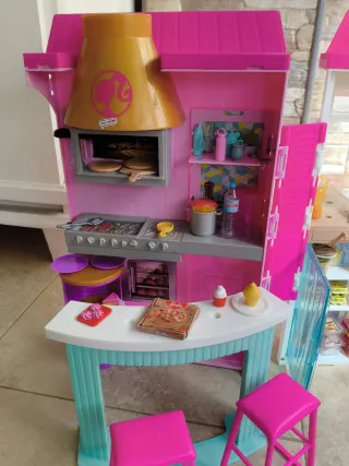 Restaurante Barbie Cocina y Comedor