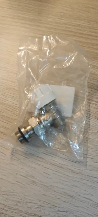 Válvula radiador termostática 3/8