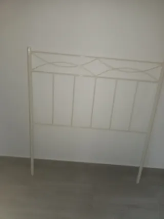 Cabecero de cama metálico 105