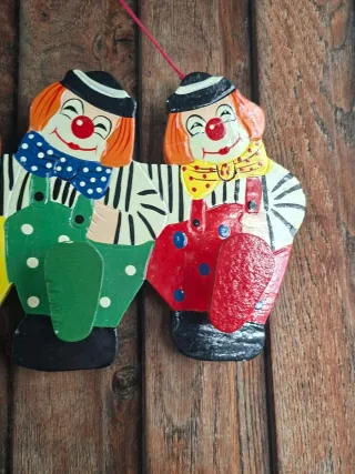 Appendi abiti vintage in legno dipinto a mano