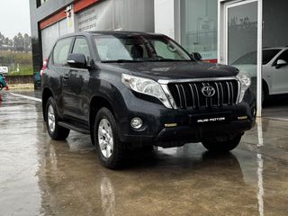 TOYOTA Land Cruiser 2.8 D4D VX