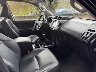 TOYOTA Land Cruiser 2.8 D4D VX