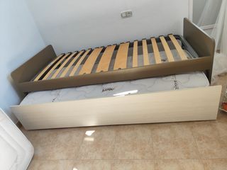 Cama nido beige y marrón Sin colchón