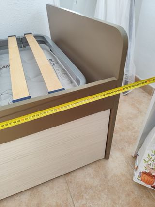 Cama nido beige y marrón Sin colchón