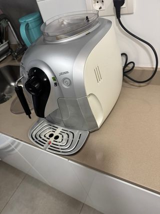 CAFETERA SUPER AUTOMATICA SAECO